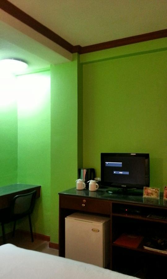 Tinhat Halal حلال Certified Boutique Hotel And Restaurant Davao City Exterior foto