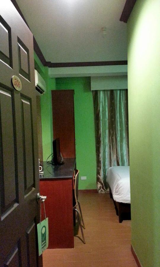 Tinhat Halal حلال Certified Boutique Hotel And Restaurant Davao City Exterior foto