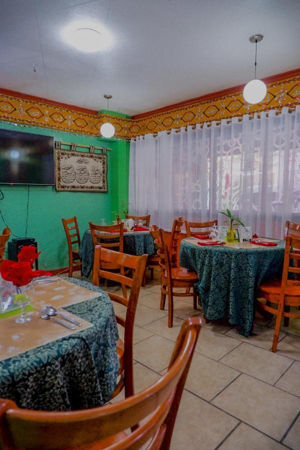 Tinhat Halal حلال Certified Boutique Hotel And Restaurant Davao City Exterior foto